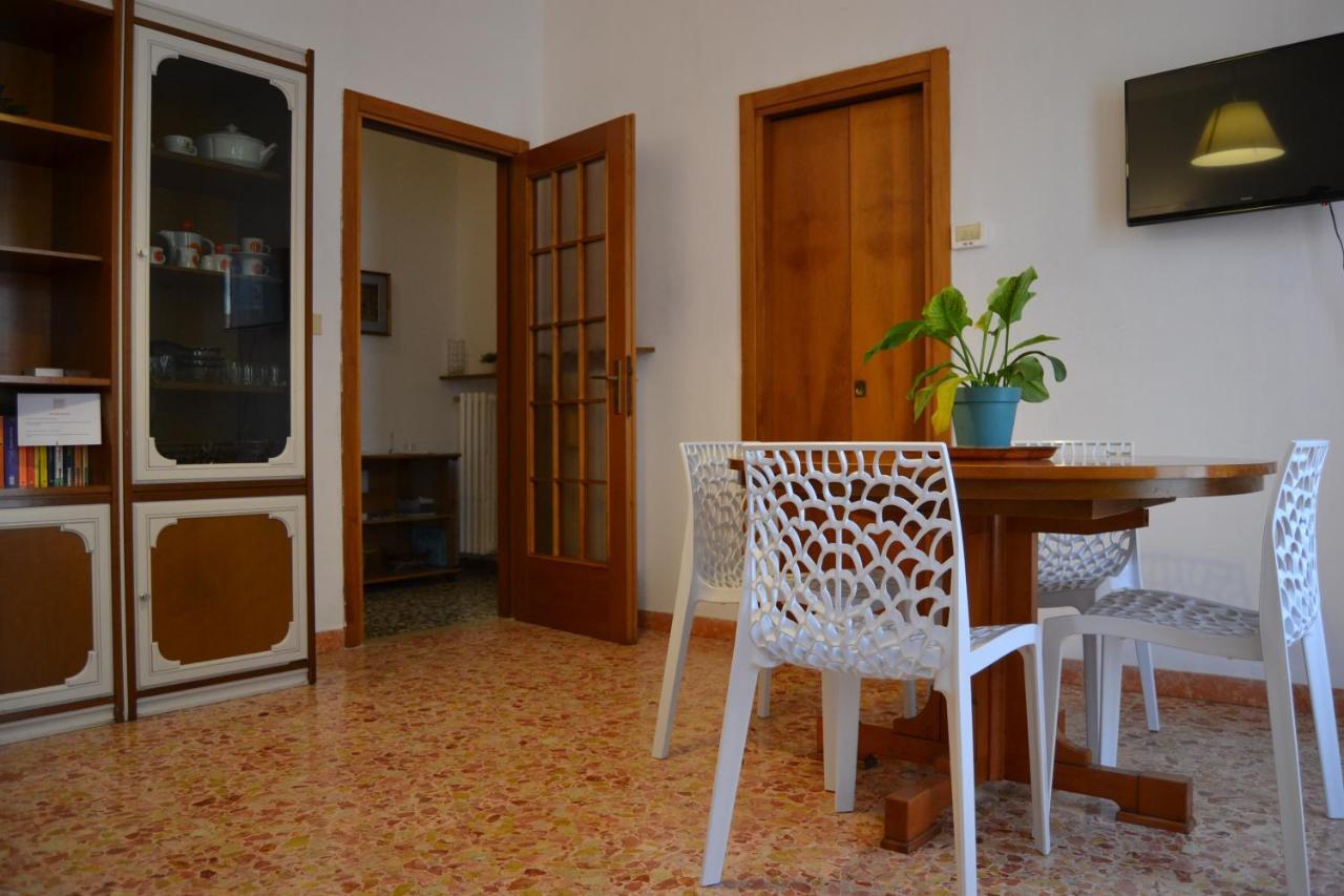 Da Fabio E Francesca - Holiday Apartment Верона Екстериор снимка