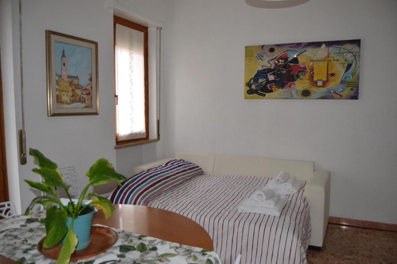 Da Fabio E Francesca - Holiday Apartment Верона Екстериор снимка